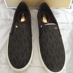 MIchael Kors shoes size 9